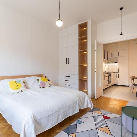 The Palm Springs Apartment Budapest Bagian luar foto