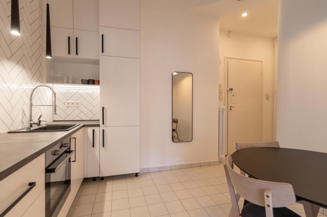 The Palm Springs Apartment Budapest Bagian luar foto